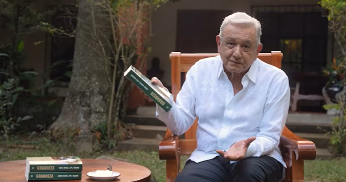 AMLO regresa con su libro “Grandeza” y comparte detalles de su vida en el retiro en “La Chingada”