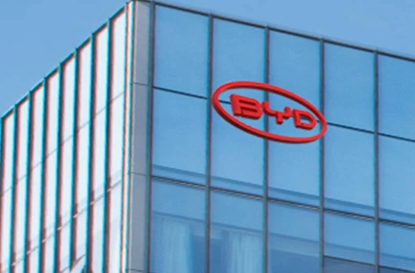 Los planes de BYD para construir una fábrica de vehículos eléctricos en México vuelven a cobrar fuerza, sugiere el vicepresidente de la empresa.