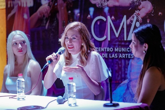 Priscila Lafarga: Un intenso intercambio sobre la autenticidad humana desde la mirada de una actriz y modelo mazatleca