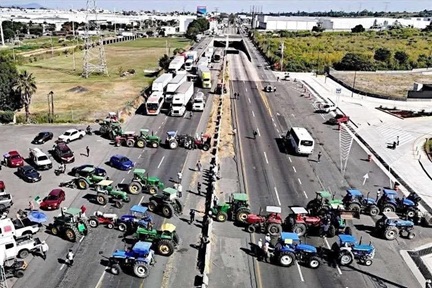 Sinaloa en crisis: agricultores bloquean rutas y intensifican sus manifestaciones