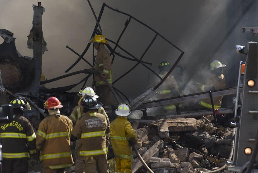 Accidente de avión pequeño en el centro de México deja 10 muertos