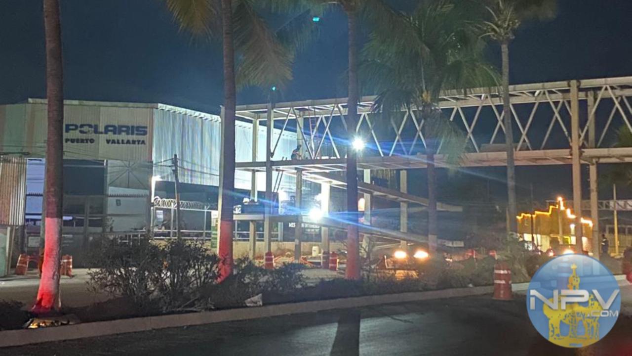 Acelera la construcción del puente peatonal en Las Juntas