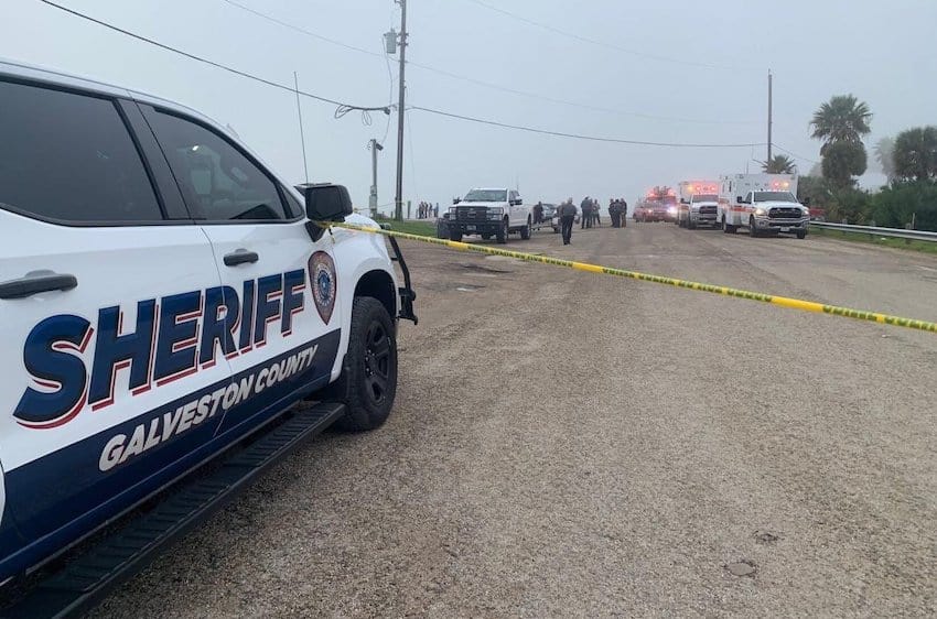 Al menos 5 fallecidos tras el choque de un avión de la Armada Mexicana en misión médica cerca de Galveston