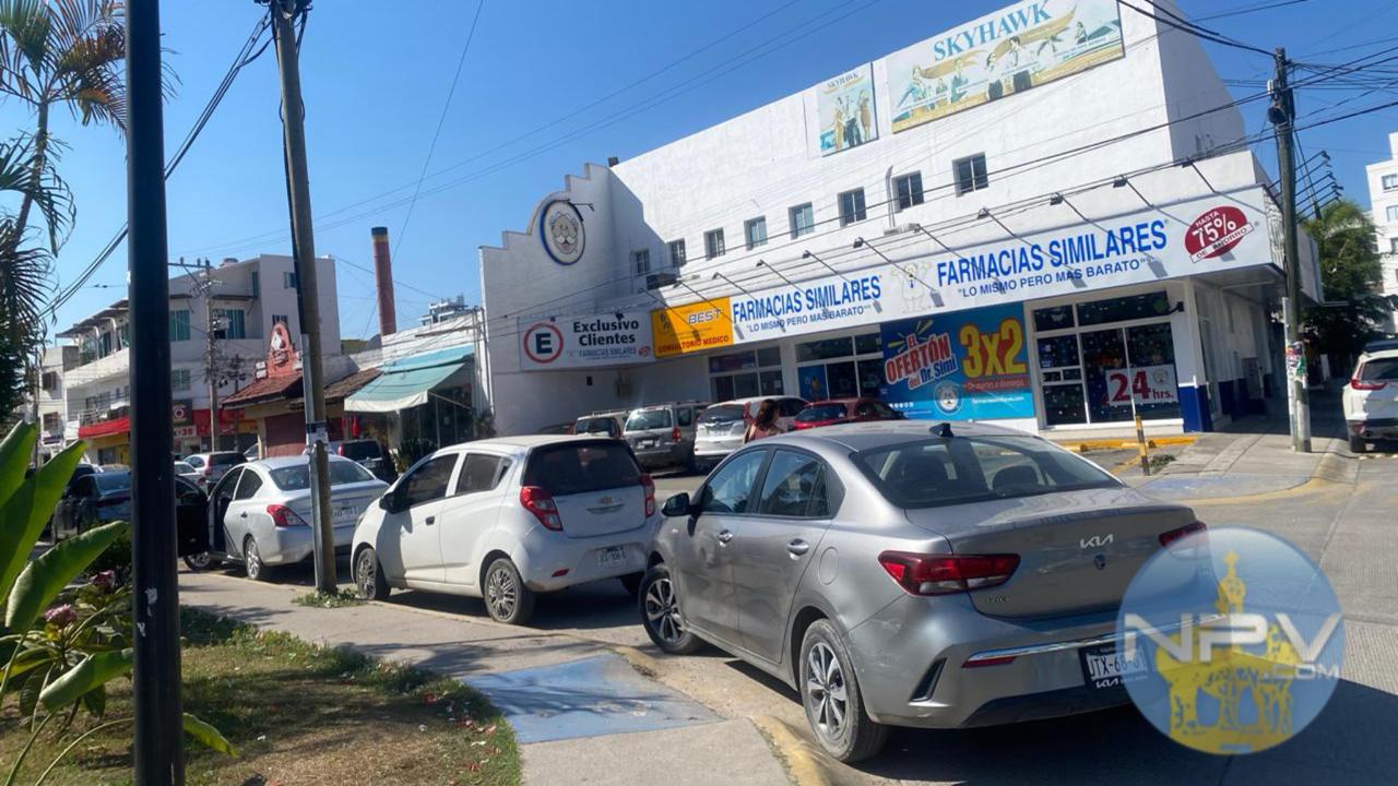 Automovilistas obstaculizan accesos para personas con discapacidad en Palmar de Aramara