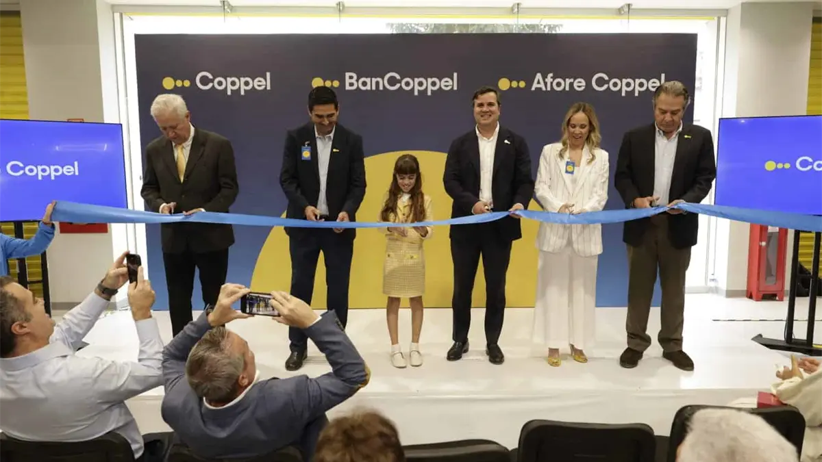 Coppel reabre su icónica tienda Ángel Flores en el corazón de Culiacán