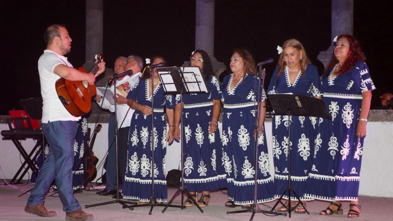 Culminan los programas educativos 2025 con un evento especial en los Arcos del Malecón