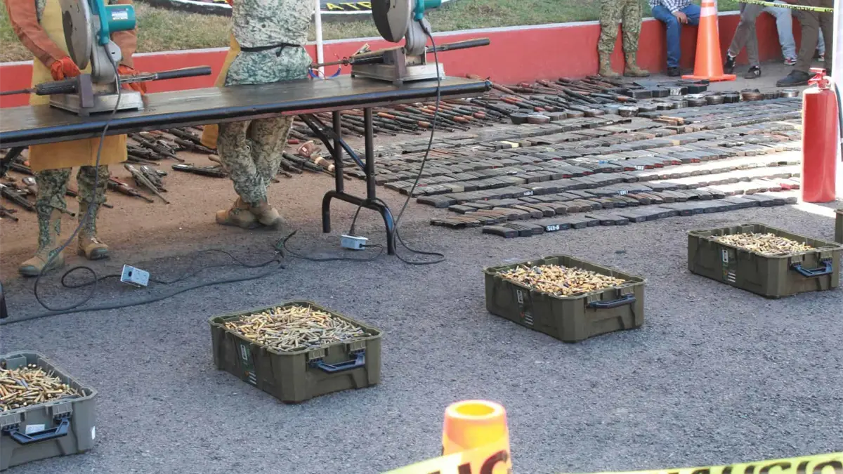 Desmantelan lanzagranadas, Cuernos de Chivo y más de 900 armas de fuego en Culiacán