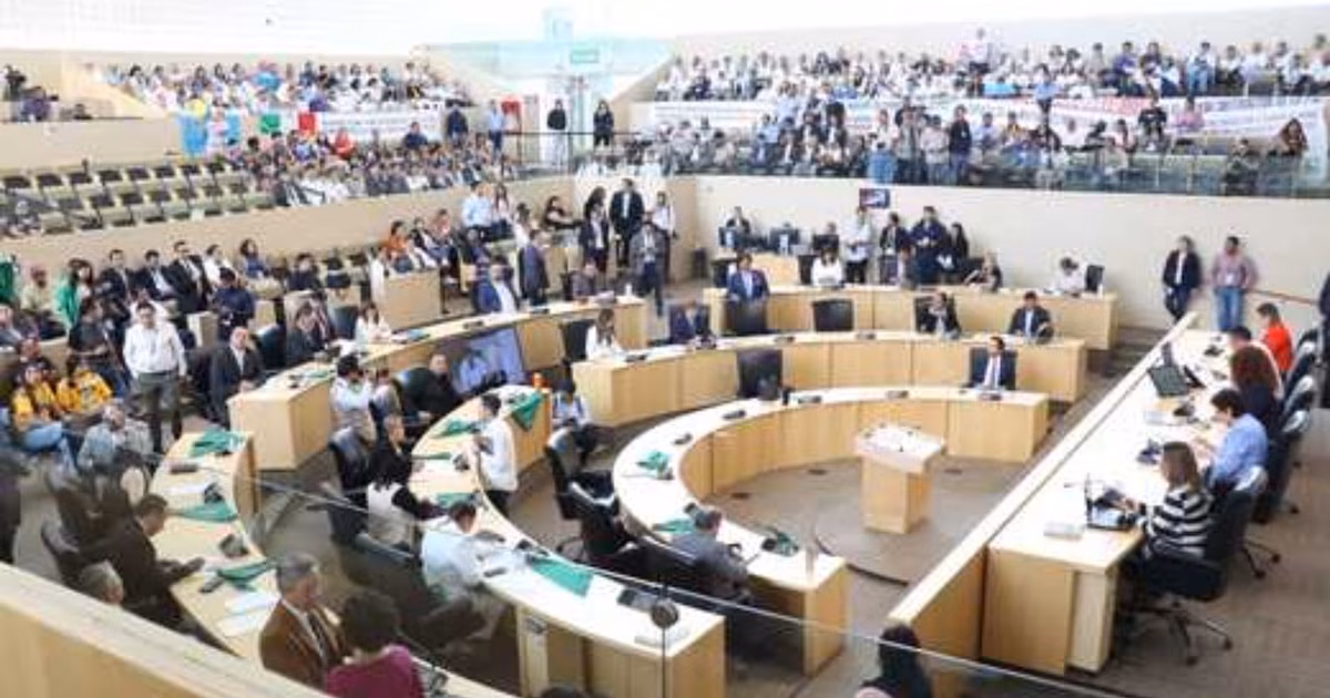 Diputada sugiere controvertido método anticonceptivo tras otro rechazo al aborto en Guanajuato