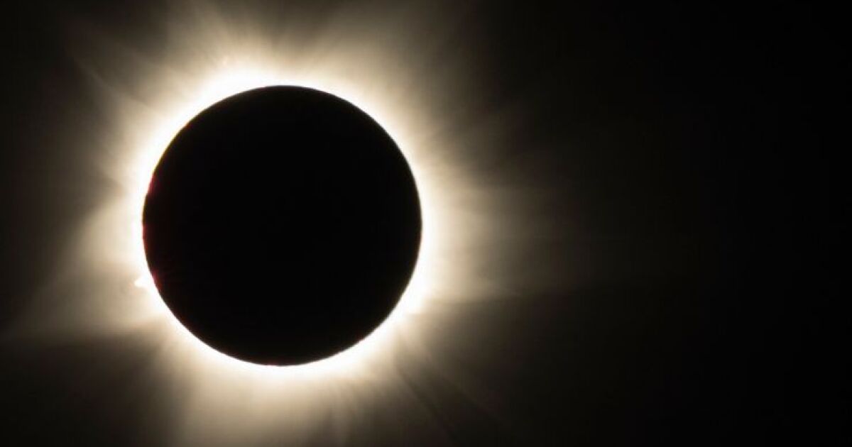 El eclipse total de sol más prolongado del siglo: descubre cuándo y dónde disfrutarlo