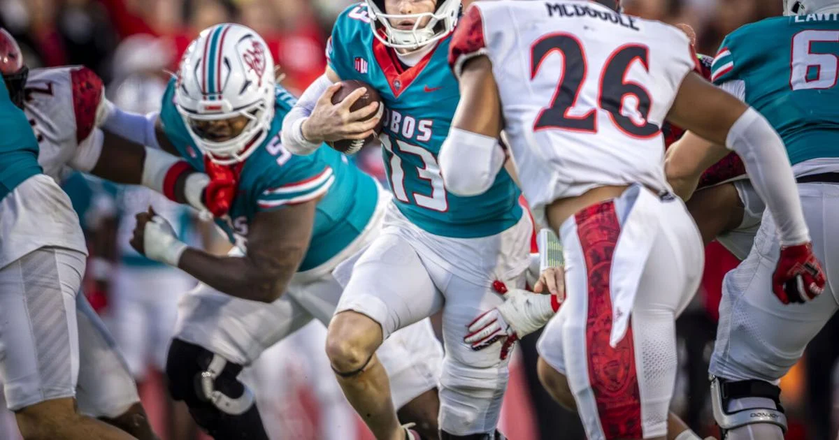 El número 23 de Texas del Norte se enfrenta a San Diego State en un emocionante partido