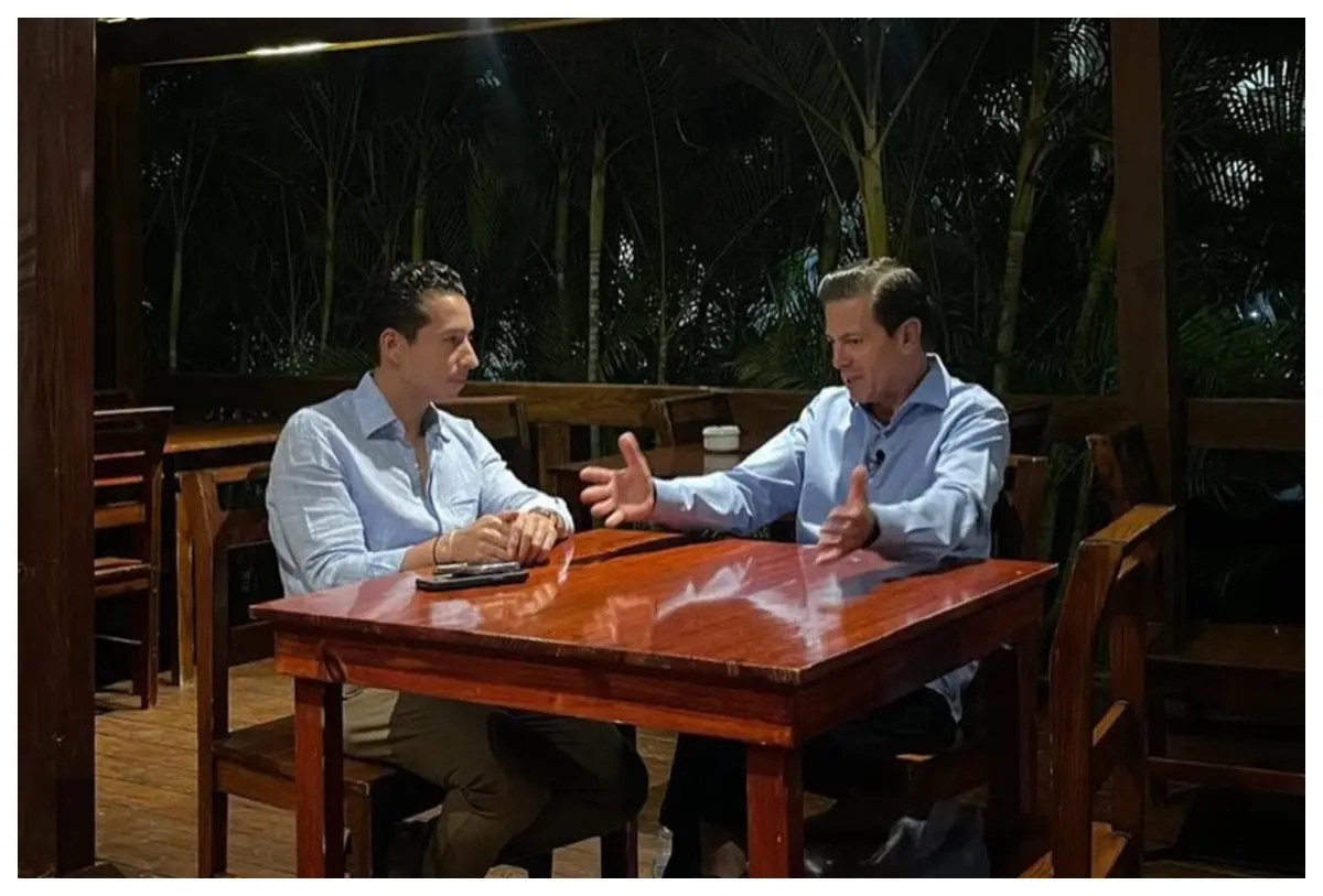 Enrique Peña Nieto vuelve a México después de casi siete años fuera del país.