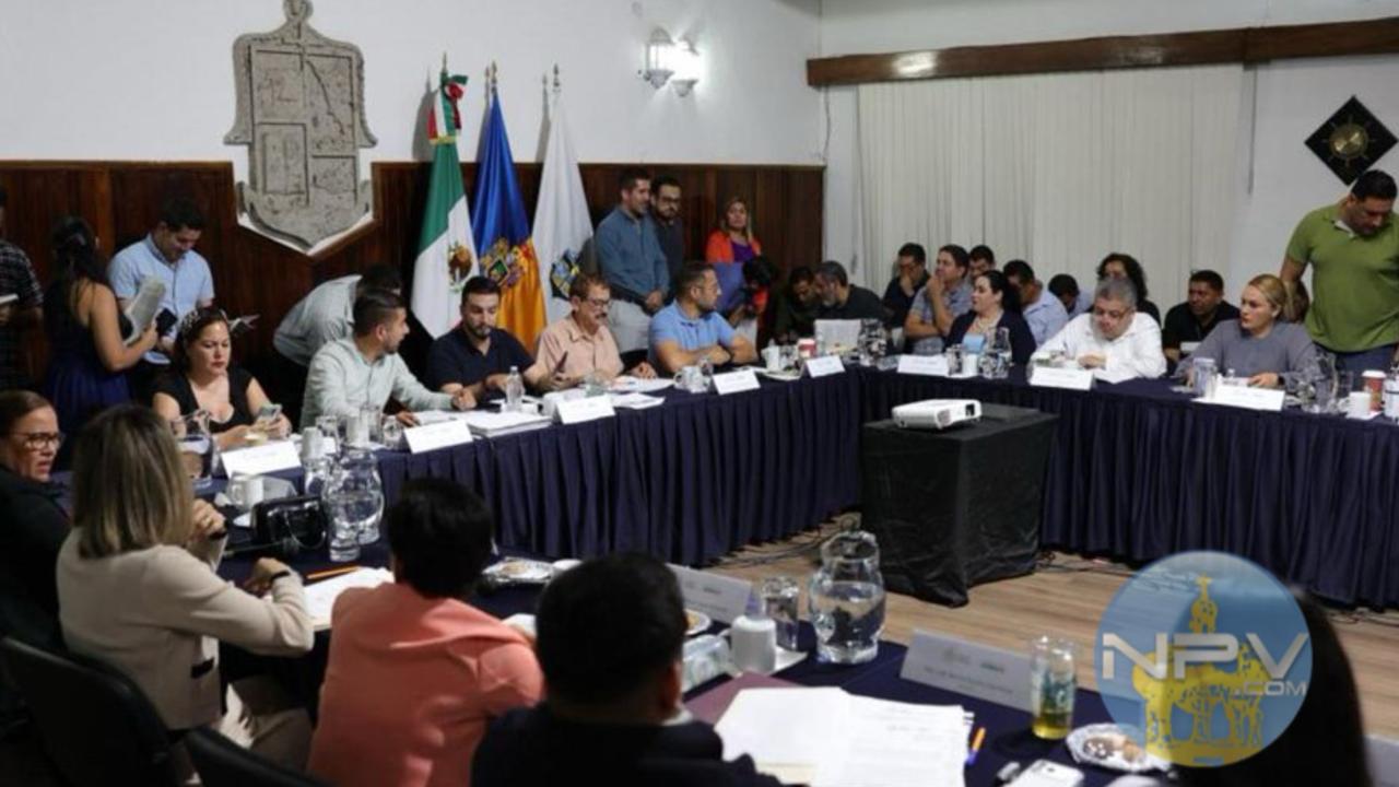 Es imprescindible mejorar el alumbrado público en la carretera estatal 544 de Las Juntas a Las Palmas.