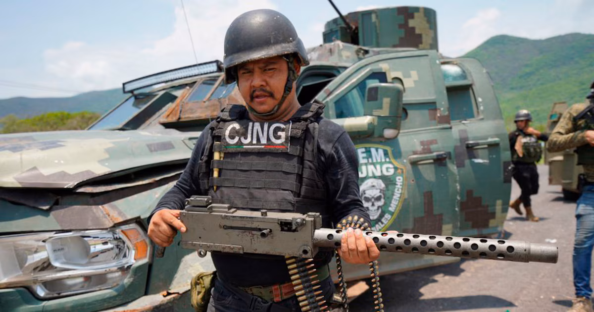 Estados Unidos imputa a un exagente de la DEA por “lavar” millones en criptomonedas y adquirir drones para el CJNG