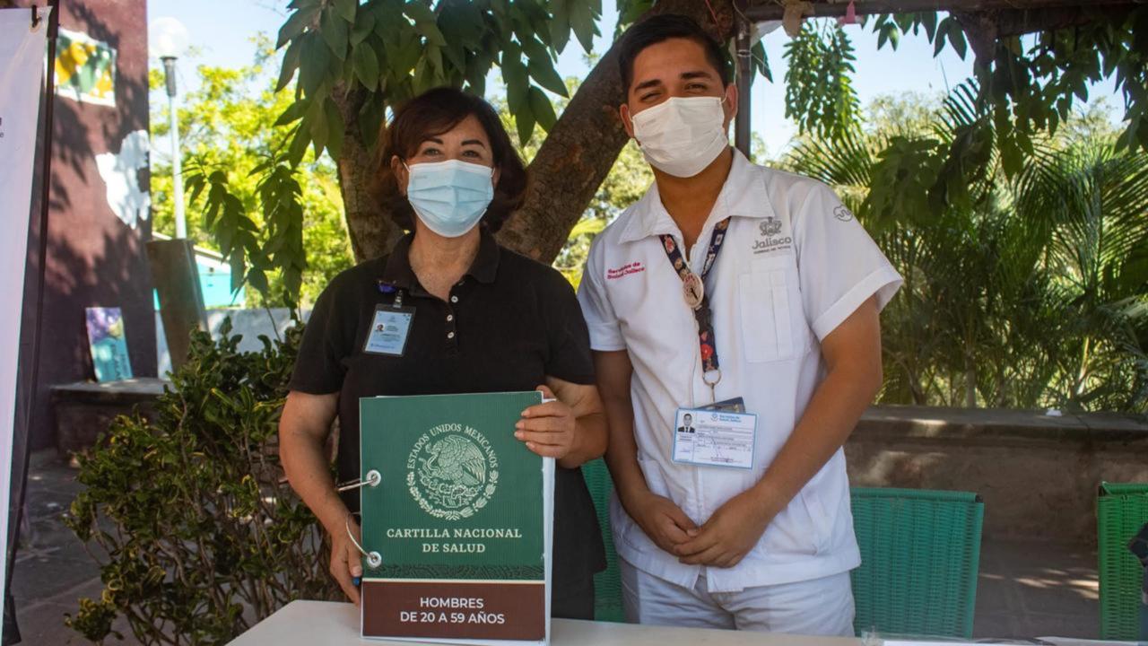 Feria de Salud Joven ofrece atención a estudiantes en Puerto Vallarta
