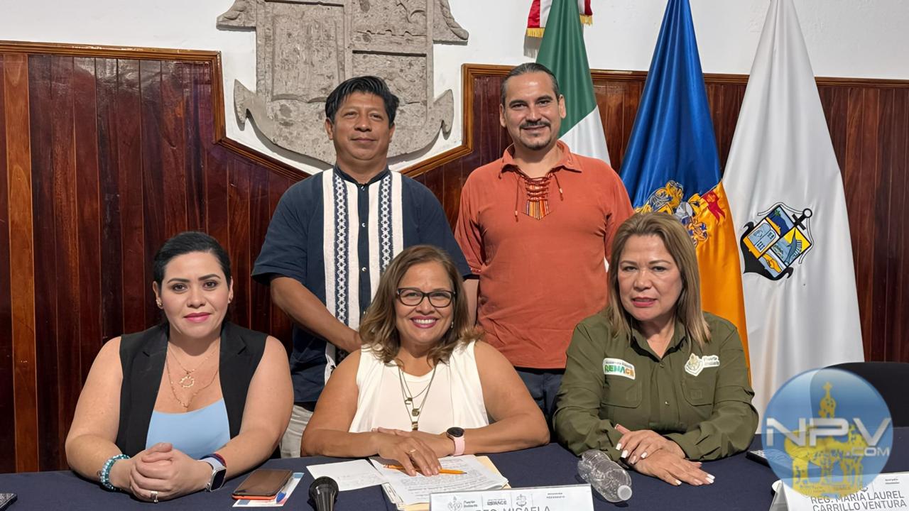 Grupos en situación vulnerable denuncian obstáculos para conseguir permisos de venta en la zona federal de Puerto Vallarta