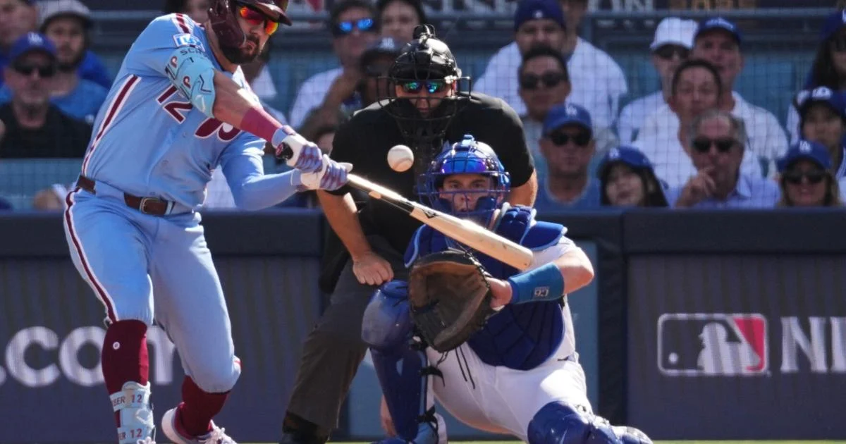 Kyle Schwarber regresa a los Phillies con un contrato de 150 millones de dólares por 5 años, según fuente de AP.