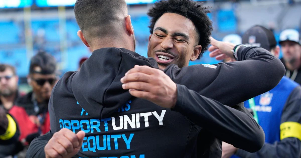 Los Panthers se llevan el primer lugar de la NFC Sur tras vencer 23-20 a los Buccaneers