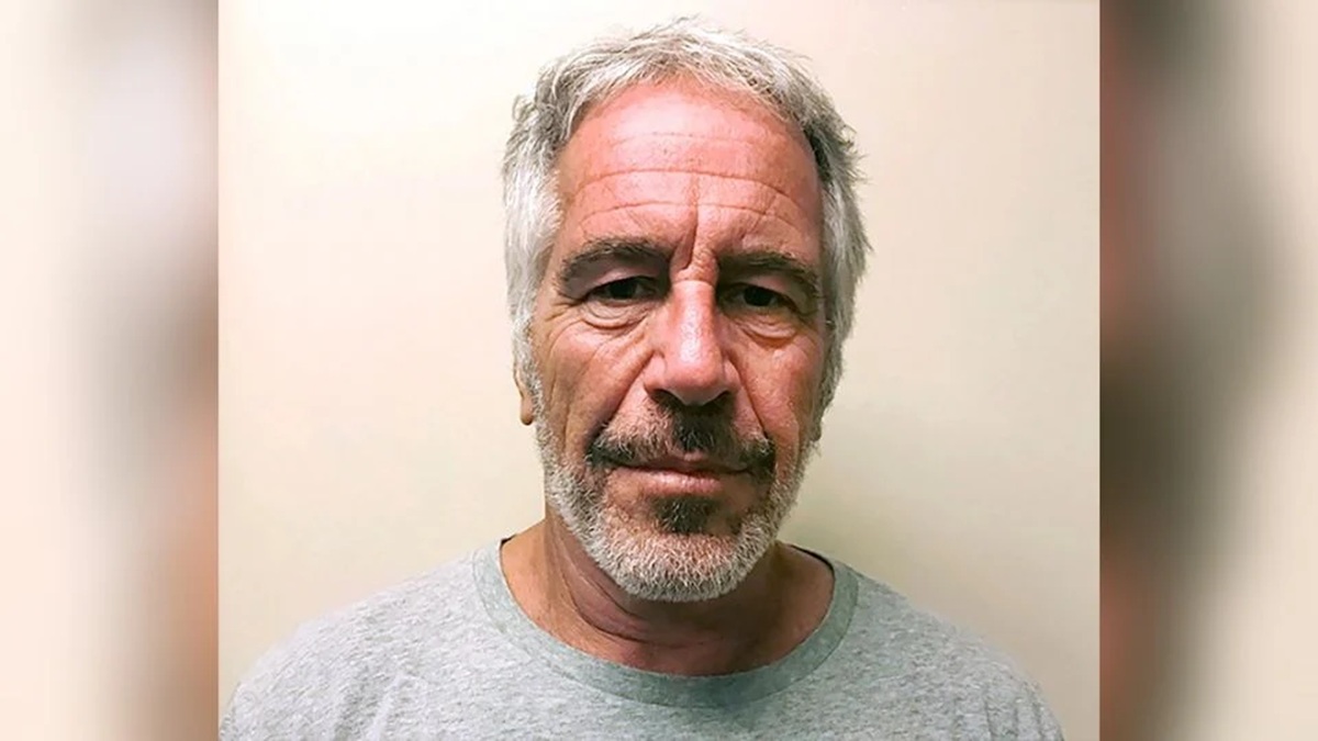Los vuelos de Epstein al Reino Unido trasladaban a víctimas de tráfico sexual, según la BBC.