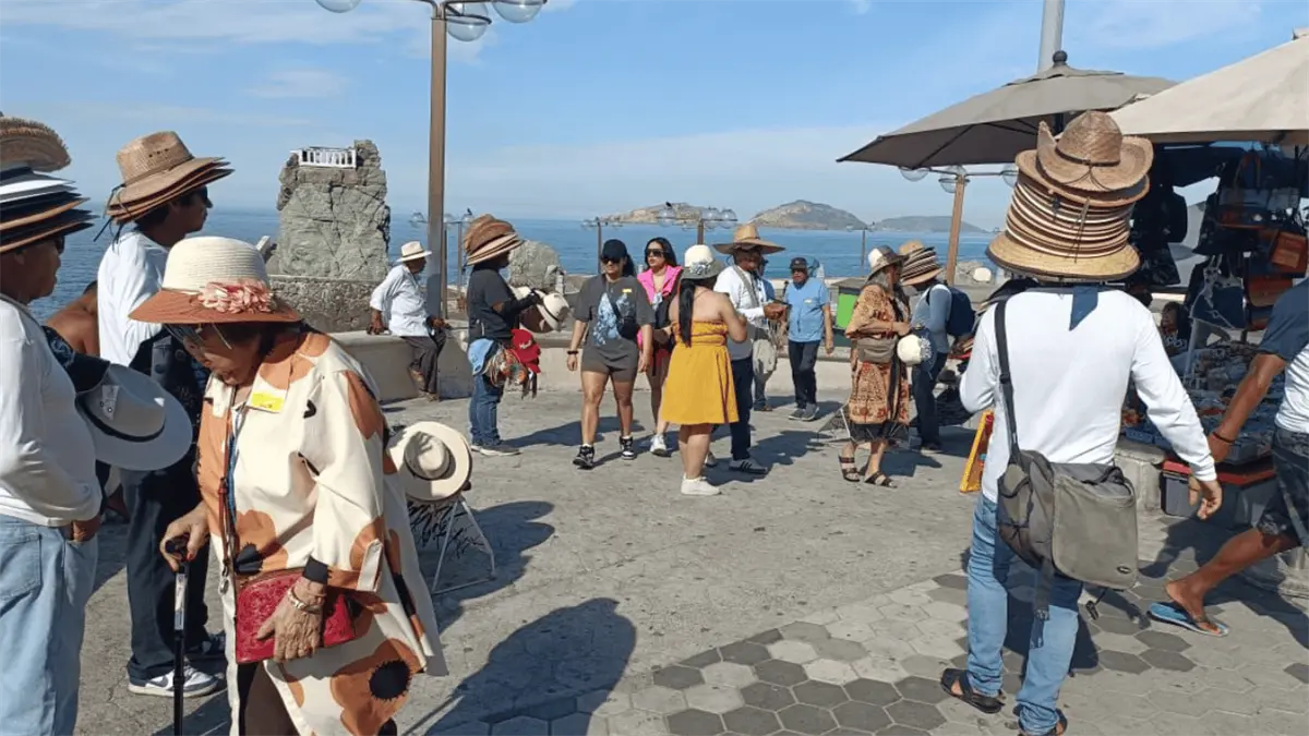 Mazatlán concluye la semana recibiendo 11 mil cruceristas y generando 18 millones de pesos en ingresos
