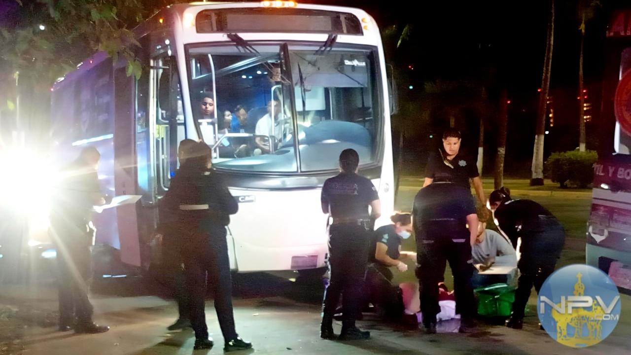 Motociclista sufre atropello en la Francisco Medina de Puerto Vallarta