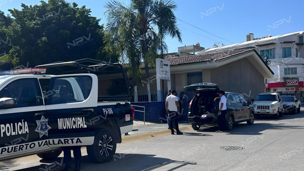 Mujer de El Pitillal muere frente a la clínica 170 del IMSS