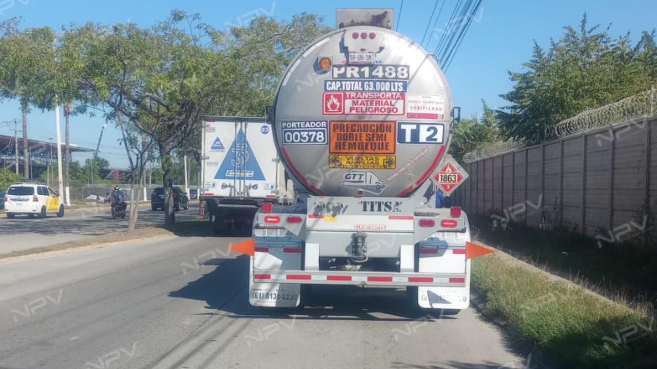 Operador de pipa de turbosina sufrió electrocución frente al aeropuerto