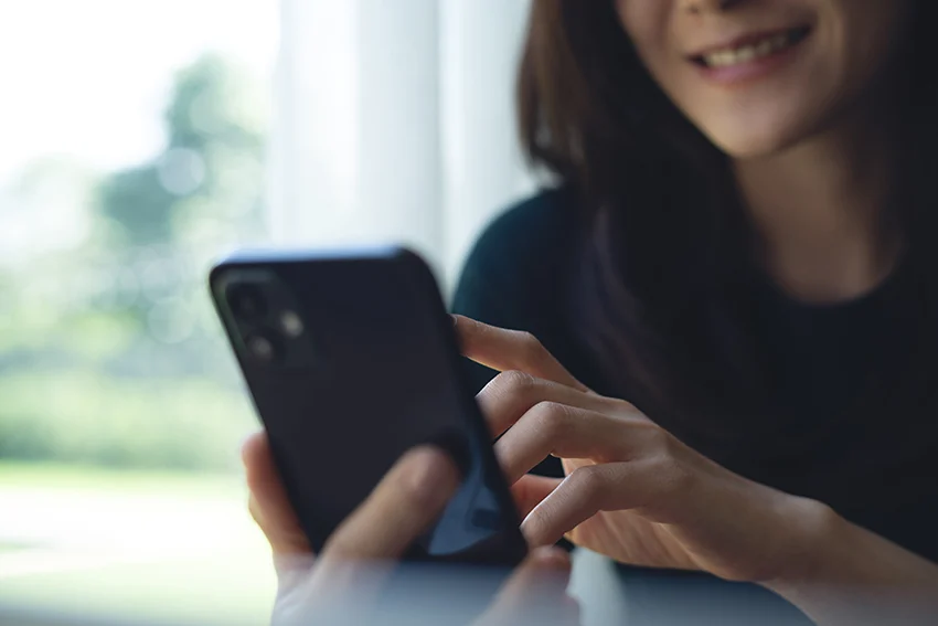 A partir del viernes, los usuarios de telefonía móvil en México deberán vincular sus teléfonos a una identificación oficial.