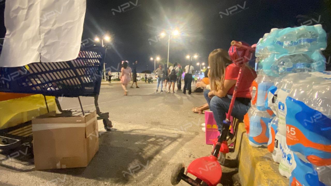 Manifestantes programan un cierre nocturno en el cruce de Sam's