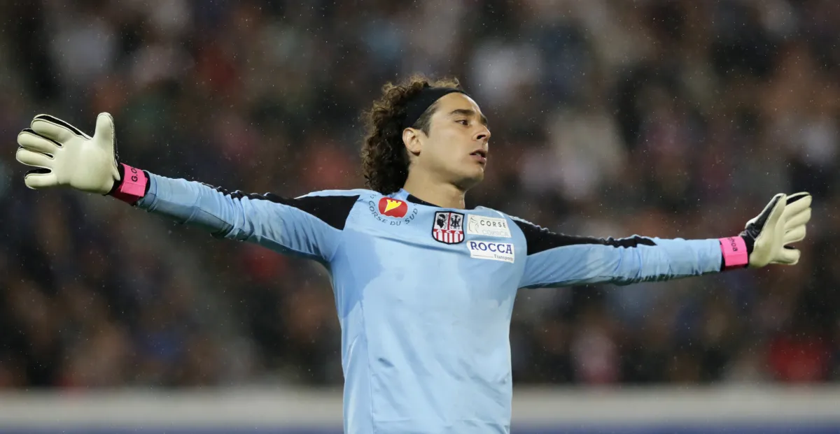 Ricardo Faty conversa con Zach Lowy sobre Guillermo Ochoa