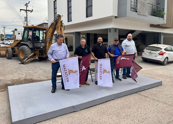 Cumpleaños de una esperanza: inician las obras de pavimentación en la Francisco Villa de Mazatlán