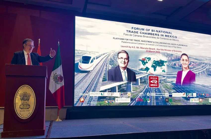 El ministro de economía de México inaugura un consorcio de cámaras de comercio binacionales para fomentar una mayor cooperación