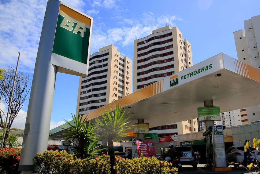 El presidente de Brasil propone una alianza entre Pemex y Petrobras.