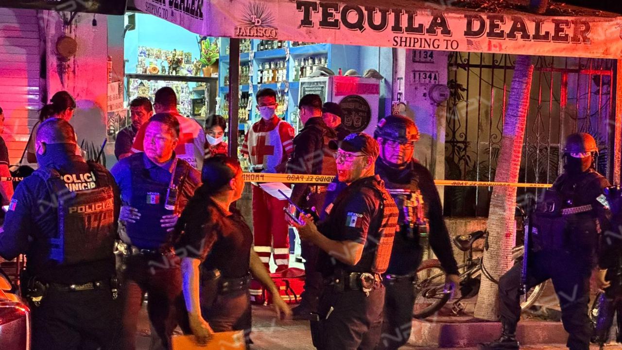 Hombre violento tirotea a su expareja cerca del malecón
