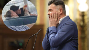 Rufián no se corta al ser cuestionado sobre la relación entre Ester Expósito y Mbappé en México