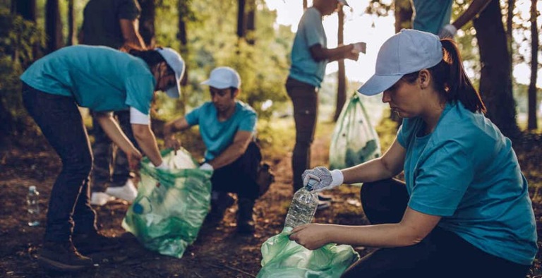 SAT revoca permisos a más de 100 ONG para recibir donativos deducibles en México