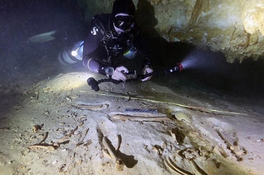 Un undécimo esqueleto prehistórico hallado en un cenote de la península de Yucatán