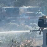 Bomberos controlan fuego en la carretera Viejo a Valle