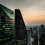 El nearshoring impulsa a México al top 20 en inversión extranjera, aunque persisten desafíos