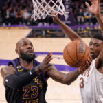 LeBron James supera otro récord de Kareem Abdul-Jabbar en la NBA