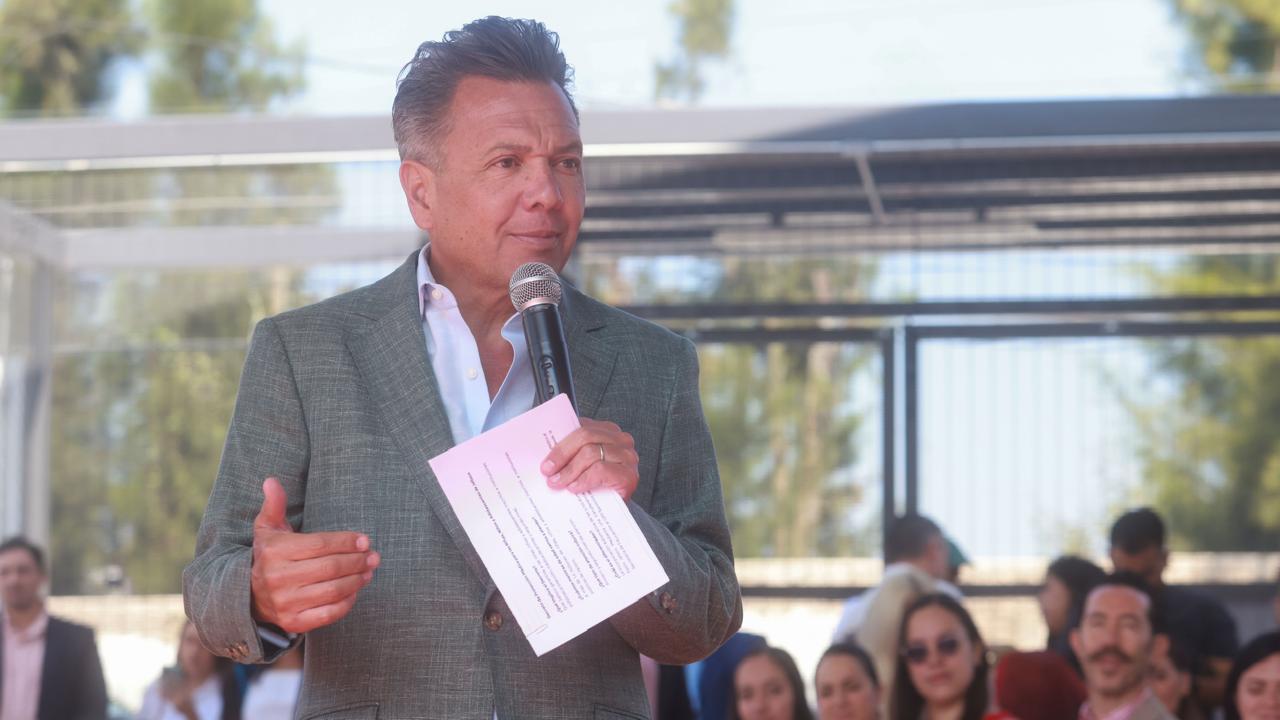 Lemus promulga un decreto histórico que garantiza salud universal y gratuita para los niños en Jalisco