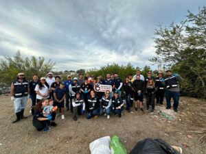 Mazatlán recoge más de 1,700 costales de basura en una intensa jornada de limpieza en el Infiernillo y sus colonias vecinas