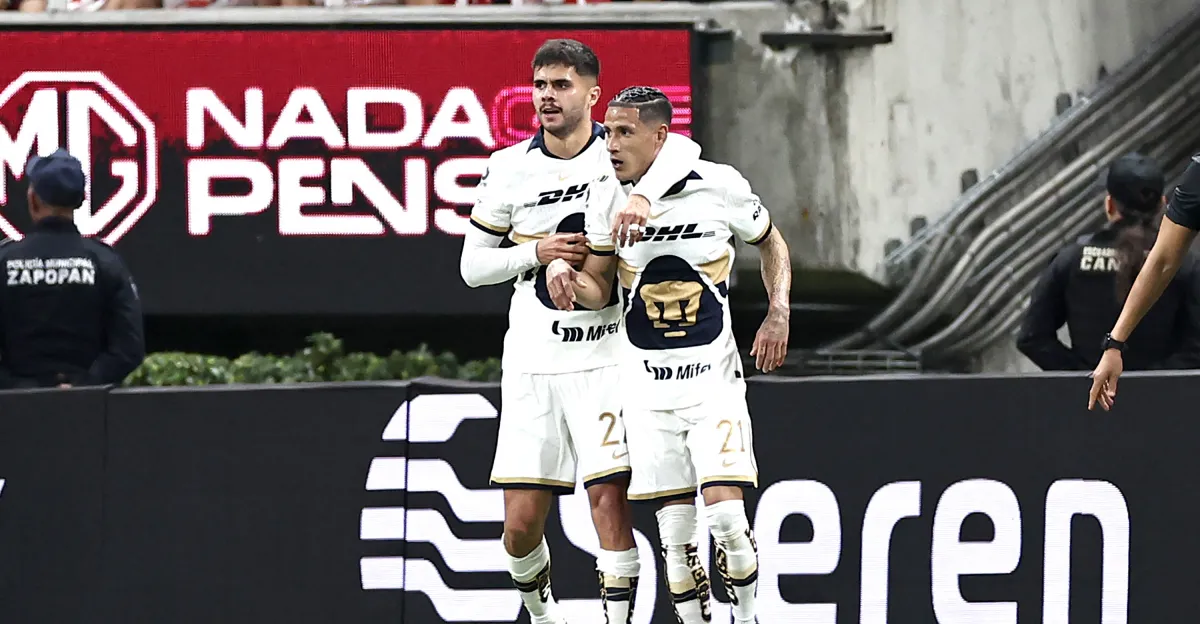 Un gol tardío le da un empate a las Chivas contra los Pumas
