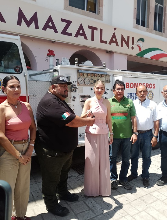 El Ayuntamiento recibe una unidad "apagafuegos" para el vertedero