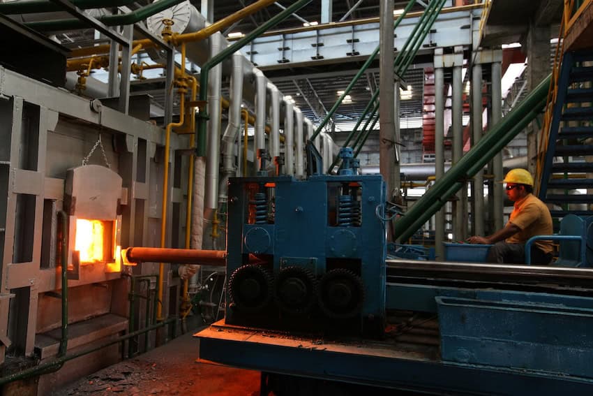 La actividad industrial se incrementó un 2.4% en julio, alcanzando su mejor resultado en casi 3 años.